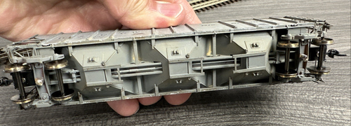 HO Scale Brass 3-Bay Covered Hopper - D&RGW #15123 Painted & Weathered No Box - Picture 9 of 10