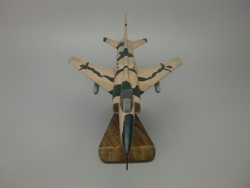 Q-5 Nanchang A-5 Fantan Airplane Desktop Kiln Dried Wood Model Small New - Bild 7 von 7