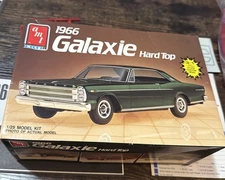 AMT 1966 Ford Galaxie Hardtop 1/25 Model Kit 1986 3 in 1 #6517 Mostly Complete