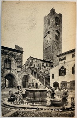 Bergamo Alta Italy Piazza Vecchia Fontana del Contarini Vintage Postcard