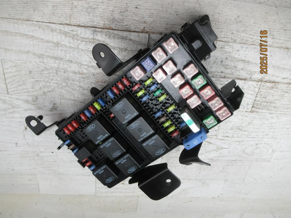 02-04 FORD F250 F350 6,0 л дизельный суперпрочный предохранитель впрыск BCM 3C3T-14A067-BG - Изображение 2 из 4