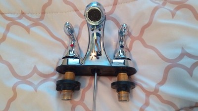Glacier Bay Constructor 4 Inch Centerset 2-Handle Bathroom Faucet Chrome 217 251