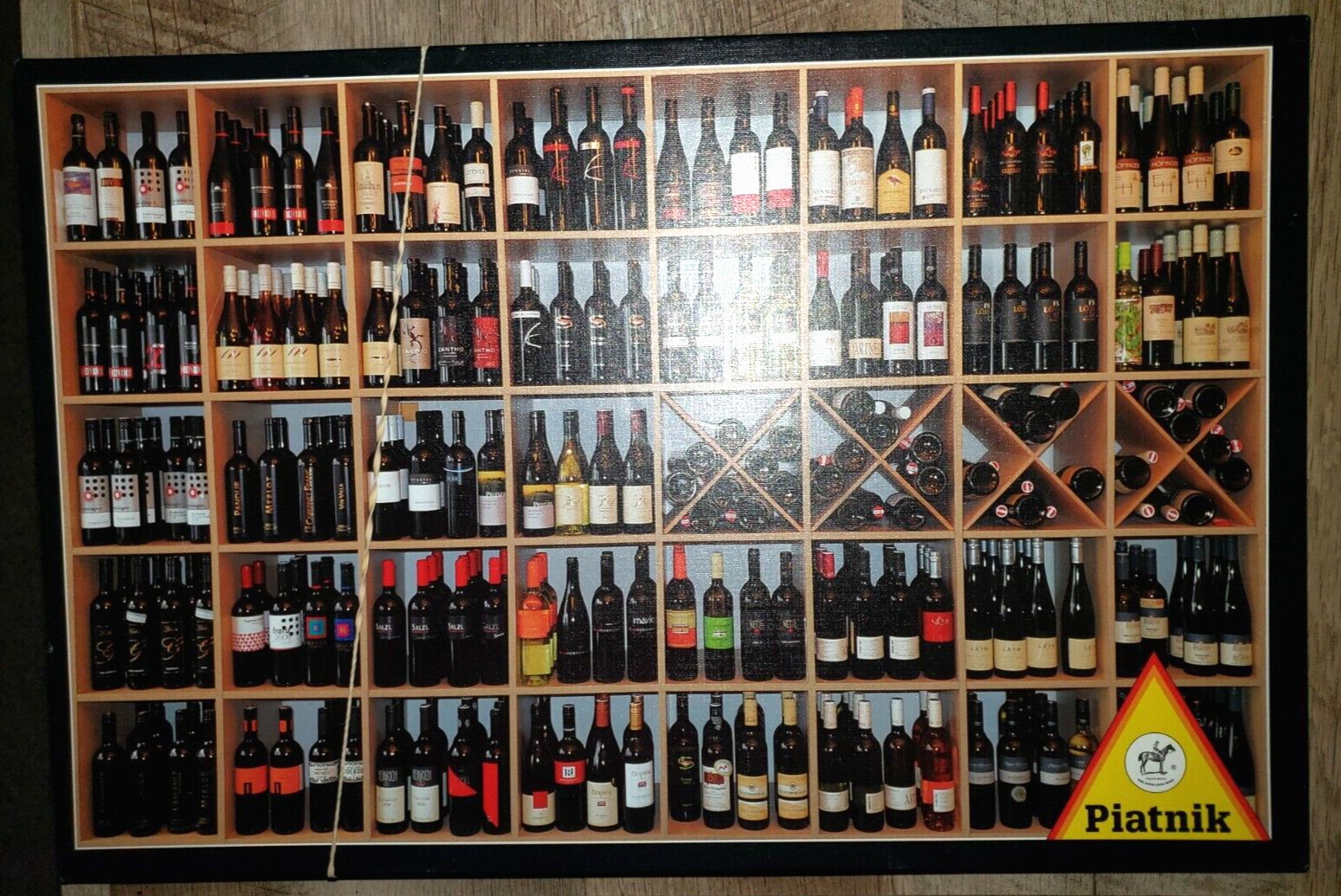 1000 PC JIGSAW PUZZLE by PIATNIK MANY BOTTLES OF WINE! LOOKS HARD!