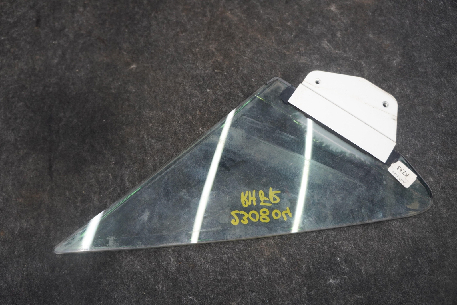 Bentley Continental GT 2016 Front Right Quarter glass P/N 3W7845114B