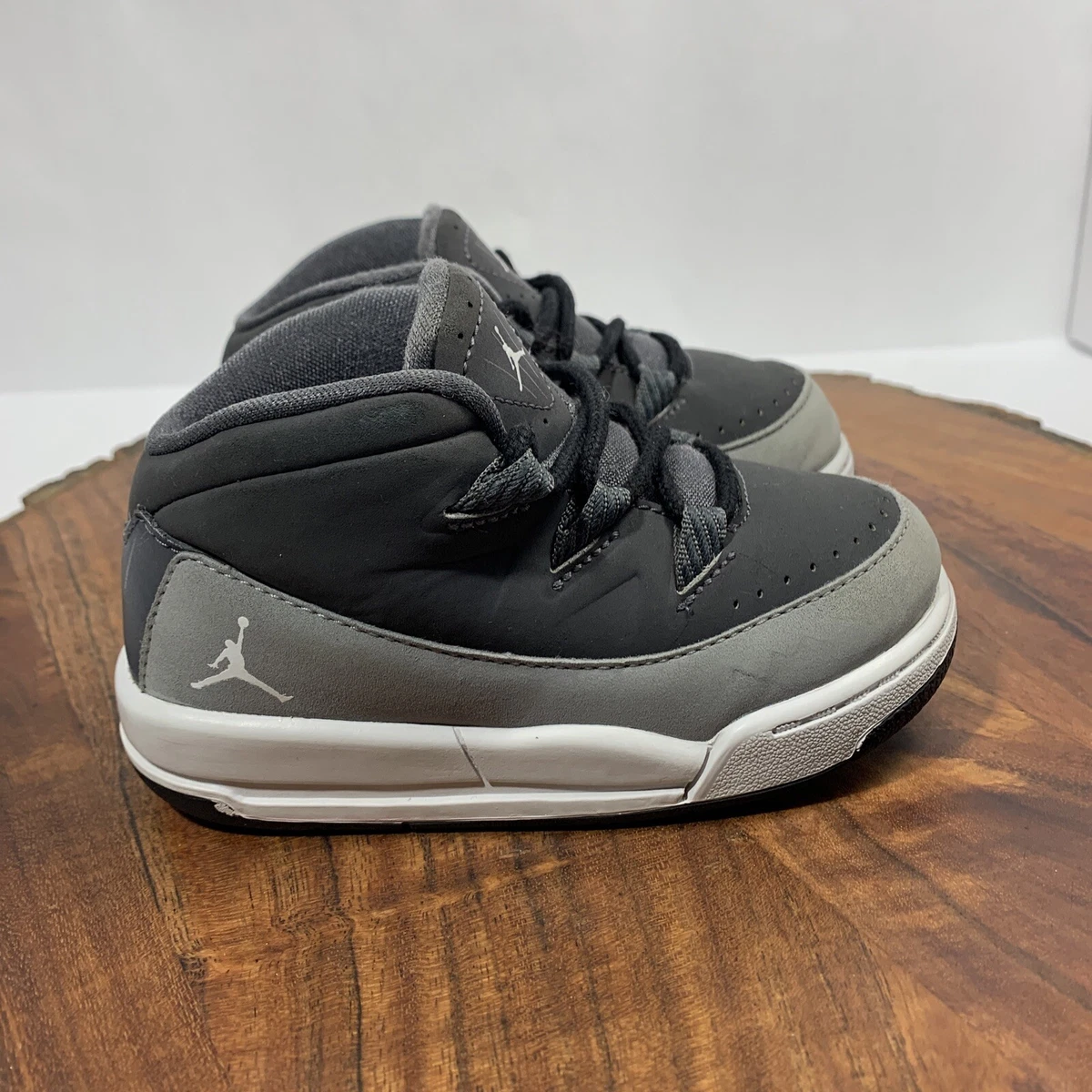 Nike Air Jordan Deluxe Grey 807720 003 Infant Size 7C eBay