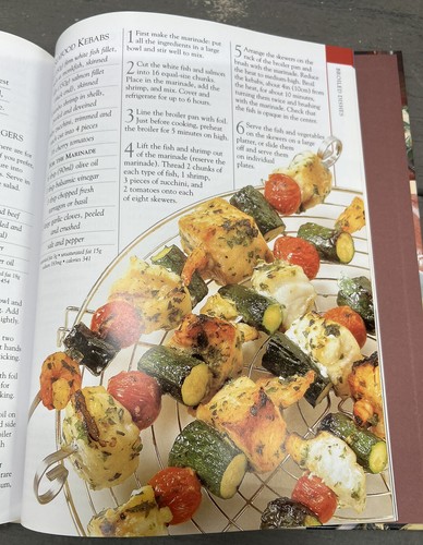 Cooking Essentials Cookbook Cooking Club of America Mary Berry & Marlena Spieler - Picture 8 of 8