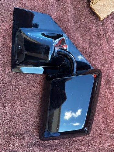 1985-89 CHEVROLET ASTRO GMC SAFARI OUTSIDE MIRROR NOS