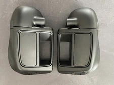 Lower Vented Leg Fairing with 6.5" Speaker Pods For Harley Touring Model 2014 +