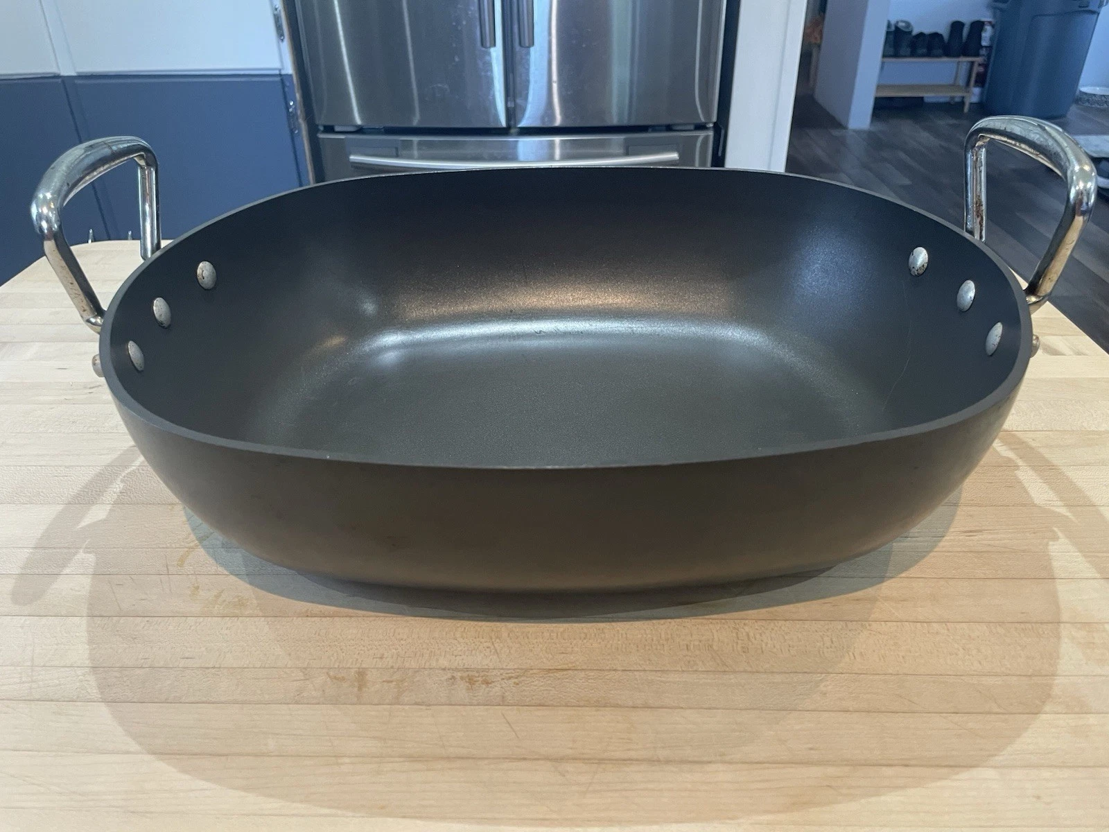 Meyer Hard Anodized Aluminum Nonstick Roasting Pan Stainless Steel Handles 16X18
Opens in a new wind