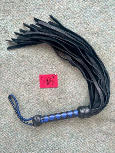 Genuine Real Cow Hide Blue & Black Leather Flogger Thick & Heavy Duty - Picture 1 of 2