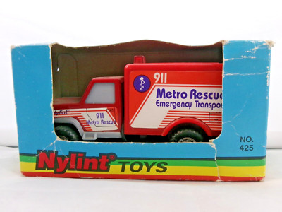 1995 Nylint Toys 911 Metro Rescue Emergency Transport Vehicle Series 425 MIB