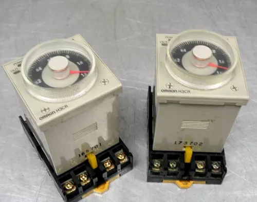OMRON H3CR-A8 TIMER