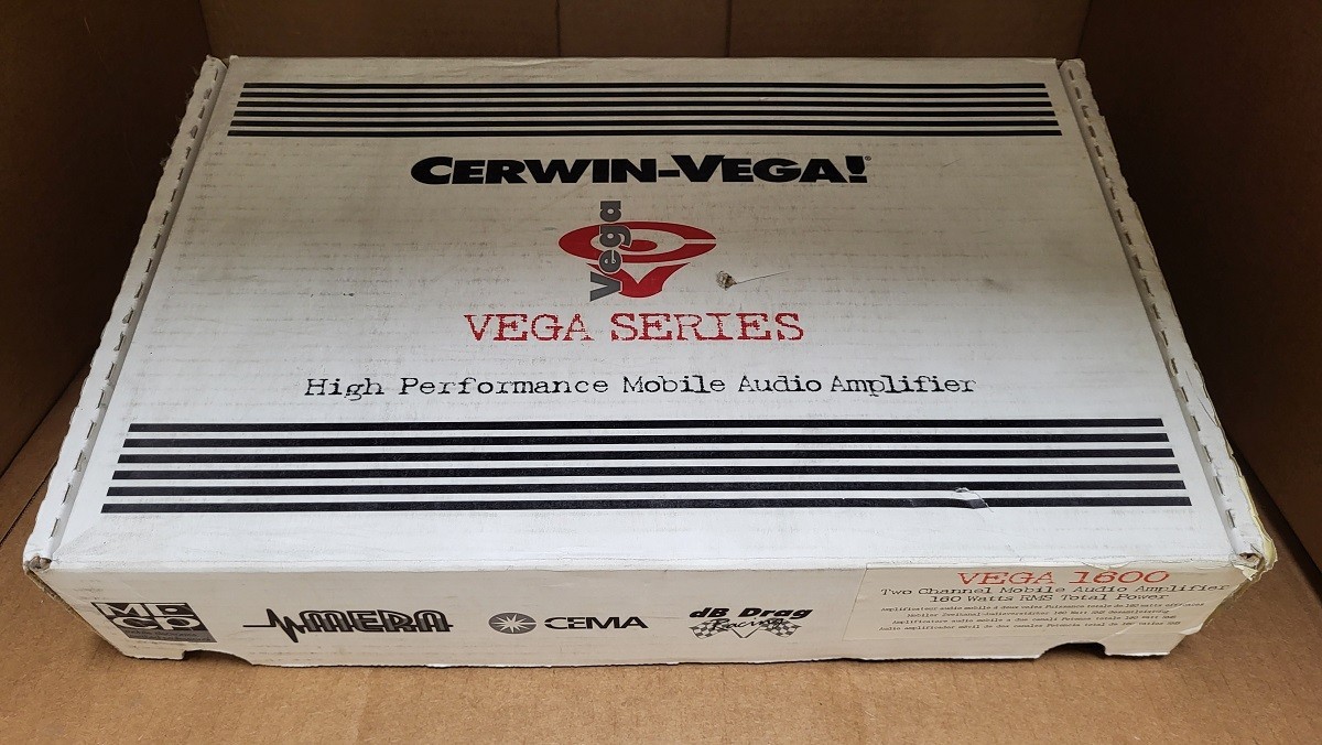AMP CERWIN - VEGA! Vintage VEGA 1600 MOBILE AUDIO AMPLIFIER 100% Made in USA.