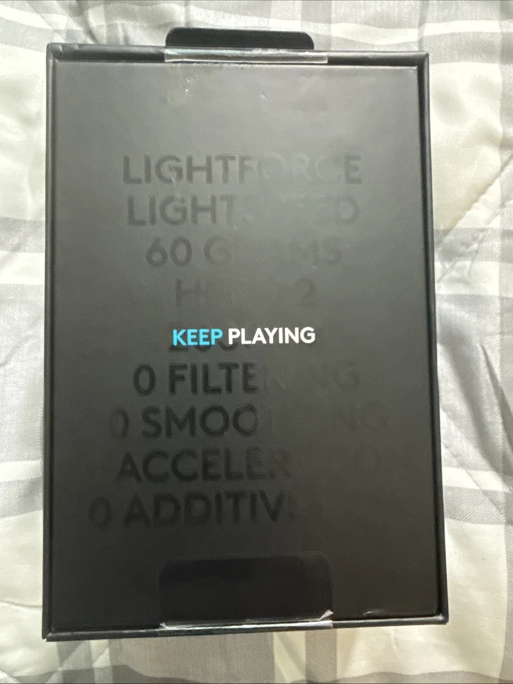 罗技 G Pro 无线 Superlight 2(轻微使用)带原装盒和电缆 — 第 4/4 张图片