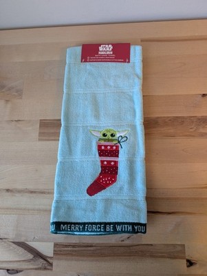 Star Wars Mandalorian Baby Yoda Christmas Holiday Bathroom Hand Towel NWT