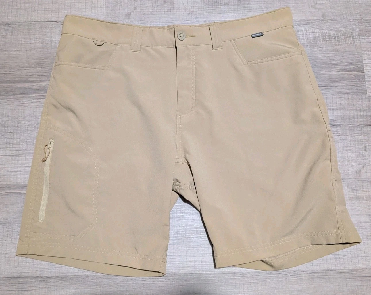 Simms Men's Skiff Shorts Size 38 Fishing Performance UPF 50+ Nylon Storm Khaki