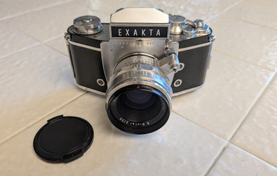Exakta Ihagee Dresden VX IIa 35mm Camera w/ Carl Zeiss Jena Biotar 58mm f/2 Lens
