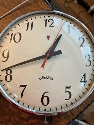 Sunbeamアメリカンヴィンテージ時計1950〜1970年代壁掛け時計可動品 Sunbeam Quartz Wall Clock Vintage Retro Sunbeam Industrial School