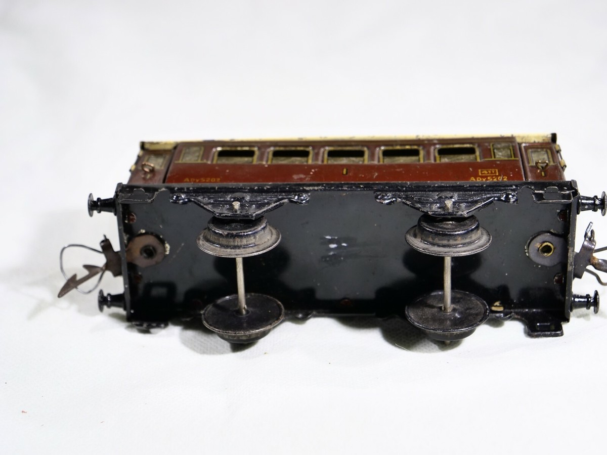 HORNBY HACHETTE O série M VOITURE VOYAGEUR SNCF 1ere classe état neuf