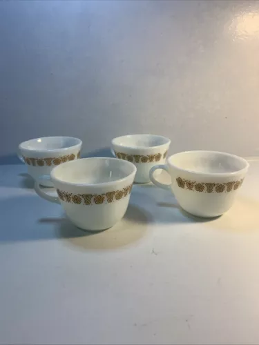 Set of 4 Vintage Pyrex Corning Ware Tea Coffee Cups Mugs Butterfly Gold C Handle