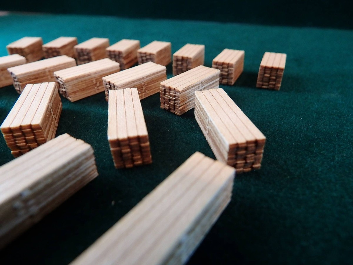 N Scale Lumber Yard Kit - 21 Wooden Stacks, 2" X 12" Loads, Perfect For Model Railroad Scenery