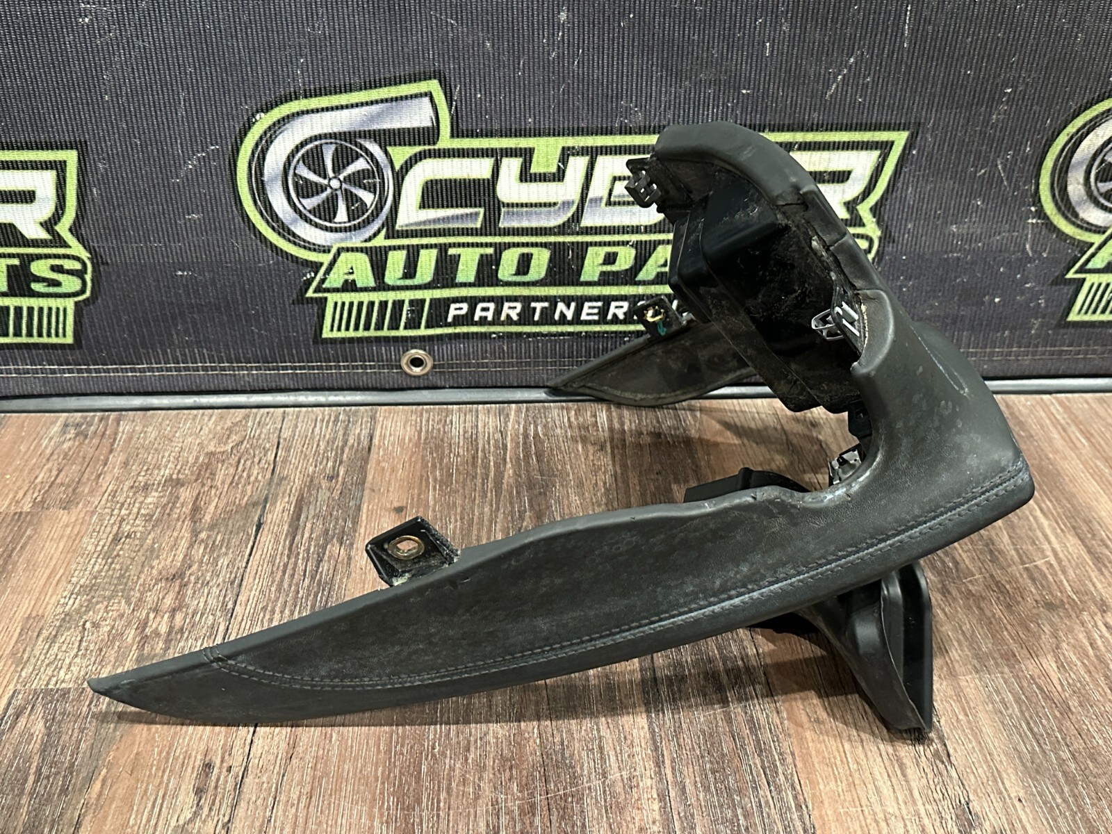 2021 AUDI R8 DASH DASHBOARD LEFT TRIM PANEL OEM 4S1858969 *RESIDUE/READ*