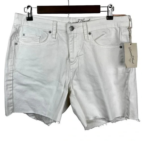 NWT Target Universal Thread White Mid-Rise Boyfriend Raw Hem Shorts Size 10  | eBay