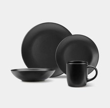 VonShef Matte Black Dinner Set – 16 Piece Plates, Bowls, Mugs
