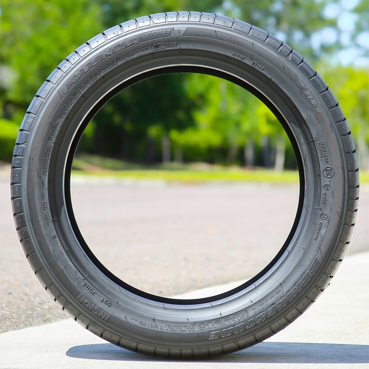 Tire Bridgestone Potenza S001 RFT 225/40R19 89Y Performance Run