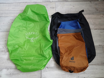 XXX Konvolut Tatonka Drysack 10L 30L, Deuter Drypack 8L & Osprey Regenhülle Gr:M
