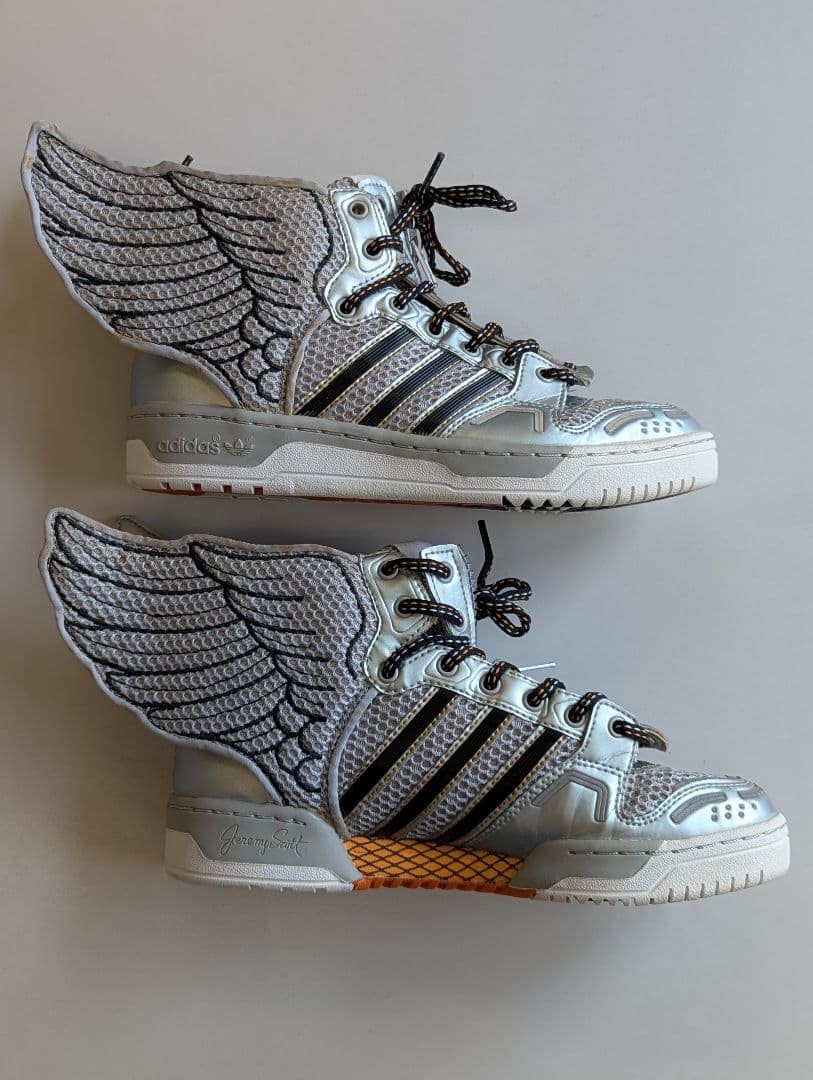 Adidas Jeremy Scott Tags JS Wings 2.0 Sneaker Metallic Silver 23.5