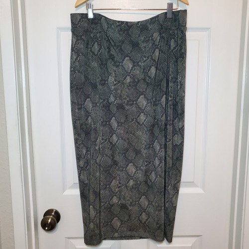Good American Green Snakeskin Skirt Sz 5 (2XL) - Picture 2 of 9