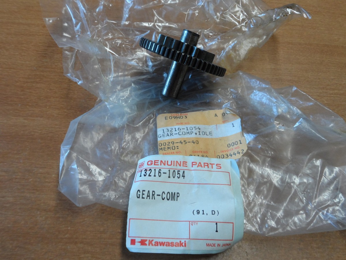 NOS OEM Kawasaki Idle Gear Complete 1985-1988 KLF185-A Bayou