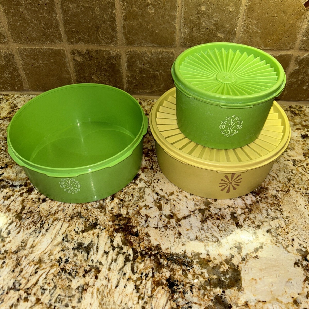 Vintage Tupperware Storage Container Lot 2 With Lids 1 With No Lid