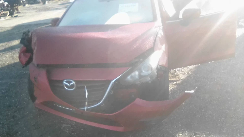 Расходомер воздуха для впрыска б/у топлива подходит для: 2015 Mazda 3 класса A - Изображение 2 из 4