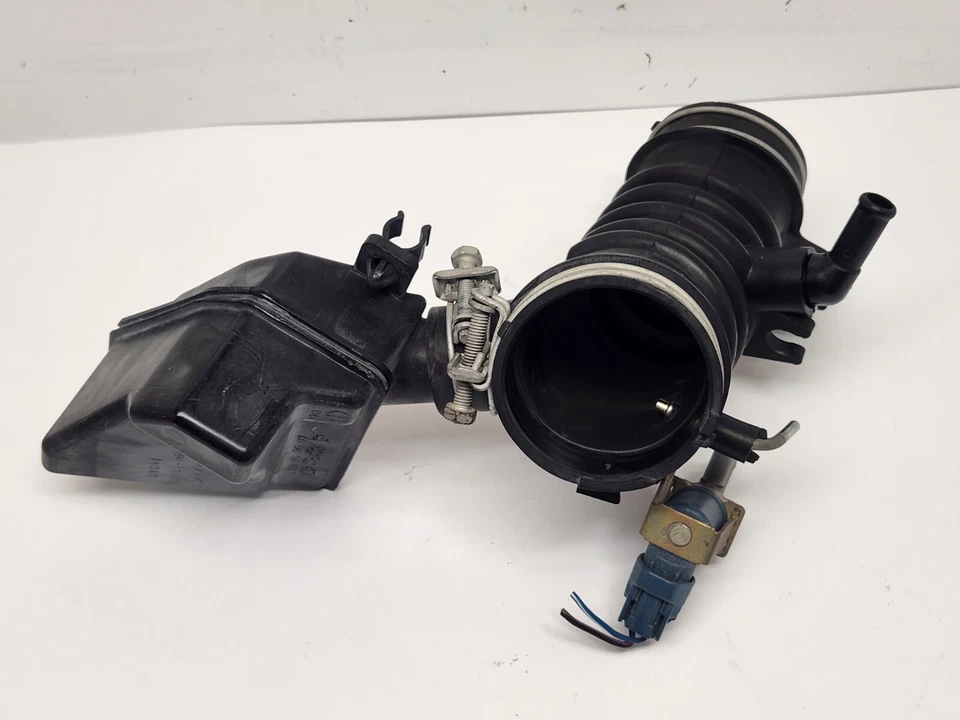 Tubo de admisión de aire Toyota Paseo 1997 OEM 17881-11431/17880-11241 Foto 4 de 4