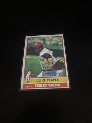 Luis Tiant Boston Red Sox 1976 Topps #130 NRMT+ PWE