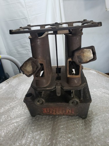 Union Kerosene Sad Iron Heater Stove W/ Double Burner - Picture 4 of 24