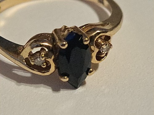 10k Marquise Shape Onyx & 2 Small Diamonds Ladies Yellow Gold Ring Size 6.25 - Picture 2 of 6
