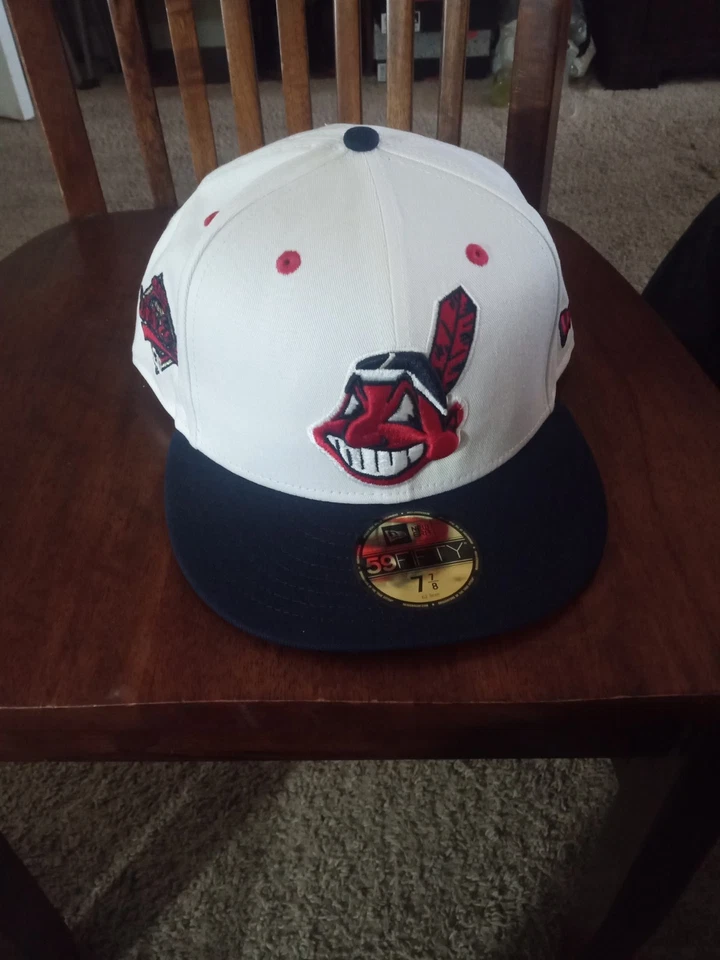 Cleveland Indians Chief Wahoo 1997 World Series White/Navy New Era Fitted "Rare" - Image 3 of 4