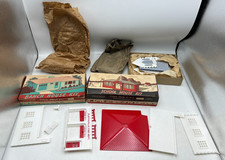 Lot of Bachmann Plasticville Train Trackside Buildings Houses / Barn / Church