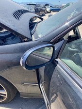 Retroviseur gauche (ou coque) Mercedes 209