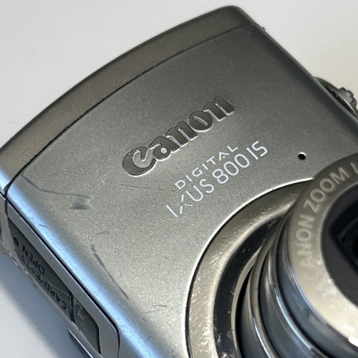 Canon Digital Camera IXUS 800 IS Made In Japan For Parts Or Repair