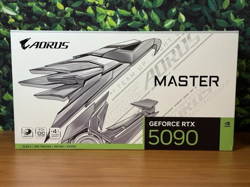 -NEW & IN HAND- Gigabyte AORUS Master ICE RTX 5090 White 32G Graphics Card