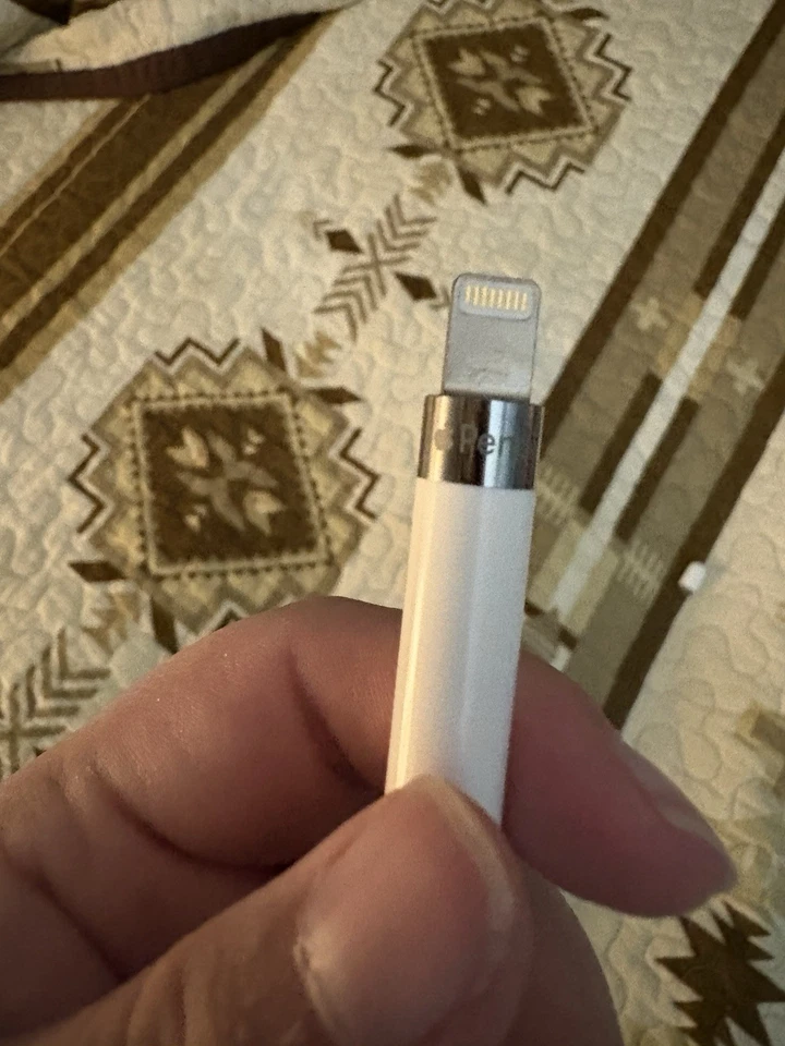 Apple Pencil 1st Generation BARELY USED - Image 2 of 2