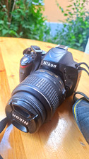 Nikon D5100 DSLR-Kamera schwarz mit AF-S DX N...