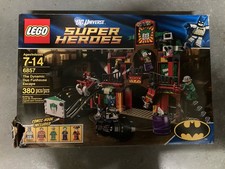 LEGO The Dynamic Duo Funhouse Escape (6857) Caja Nueva, sin abrir, dañado