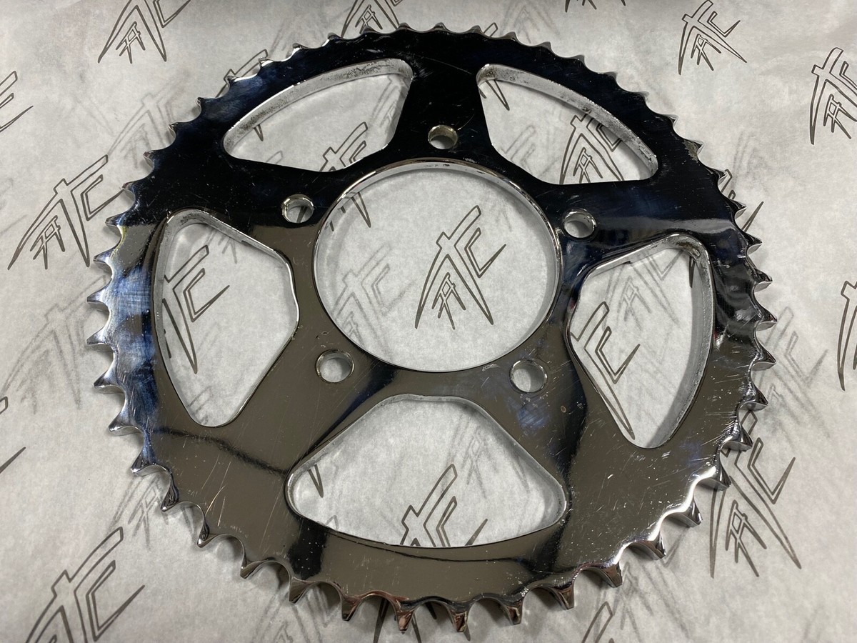 冠 鍔 SUZUKI OEM CHROME PLATED 47 TEETH REAR SPROCKET 64511-20C11 1989