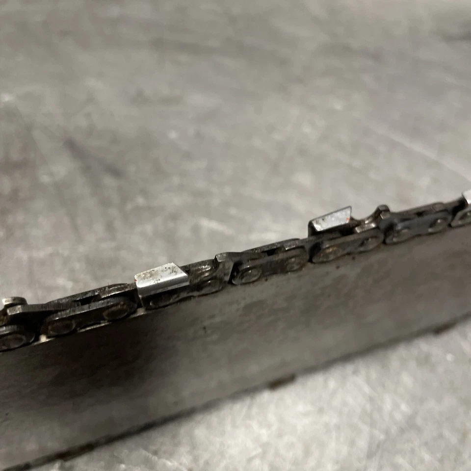 MOTOSIERRA SEARS D44 USADA DE FABRICANTE DE EQUIPOS ORIGINALES BARRA Y CADENA 18" 3/8 Foto 4 de 4