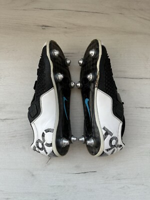 129000円で購入　初期ロット　生産数900足　NIKE×遊戯王　27cm s-l400.jpg